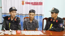 Phá chuyên án lớn, thu trên 640 triệu đồng tiền giả và nhiều máy in