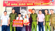 "Con nuôi Công an xã" có nhà mới để đón Tết