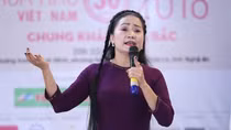 NSND Hồng Lựu trăn trở với nghiệp dân ca