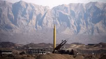 Tên lửa của Iran xuyên thủng hệ thống phòng không Israel như thế nào?