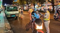 Xung quanh vụ việc “dùng xăng tự đốt người” ở huyện Nhà Bè, TP Hồ Chí Minh
