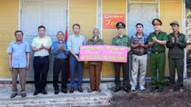 Công an Sơn La bàn giao nhà mới cho 3 hộ gia đình bị đổ sập nhà do bão số 3