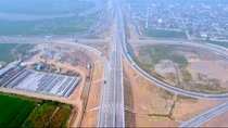 Ngắm vẻ đẹp kỳ vĩ của cao tốc Diễn Châu - Bãi Vọt trước ngày thông xe