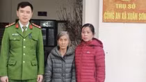 Cụ bà 85 tuổi được Công an xã giúp trở về đoàn tụ cùng gia đình sau hơn 2 năm lưu lạc