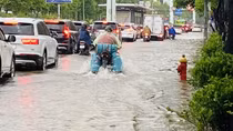 Mưa dông, lốc, sét ở miền Bắc kéo dài đến hết ngày 9/6