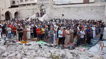 Phút bình yên mong manh ở Dải Gaza
