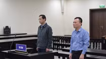 Cựu Giám đốc CDC Hà Nội lĩnh 36 tháng tù treo trong vụ án Việt Á