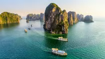 Xử lý nghiêm các phương tiện chở khách du lịch trái phép trên vịnh Hạ Long