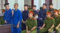 Anh em ruột cùng lãnh án tù vì bạn gái nhờ giải quyết mâu thuẫn