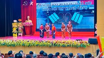 Xây dựng hình ảnh lái xe buýt Thủ đô chuyên nghiệp, văn minh, thân thiện