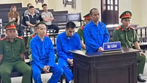 Mở quán ăn thua lỗ, đổi nghề đột nhập biệt thự