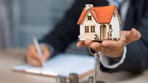 Không được thế chấp nhà ở hình thành trong tương lai để vay vốn ngân hàng