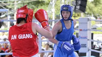 Boxing Việt Nam gặp cảnh "một cổ hai tròng"