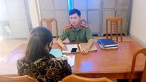 Vu vạ giáo viên có quan hệ bất chính, 2 người bị xử phạt