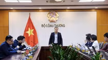 Ưu tiên đưa vào quy hoạch điện mặt trời mặt hồ và mở tối đa điện rác