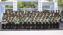 Tri ân các Anh hùng liệt sĩ và viếng mộ Đại tướng Võ Nguyên Giáp
