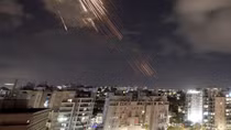 Israel tấn công trả đũa Iran