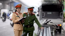 Ngăn chặn “hung thần” xe tự chế trên đường phố Hà Nội