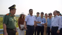 Đoàn công tác của Quốc hội khảo sát cao tốc Cam Lộ - La Sơn