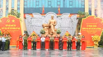 Khánh thành tượng đài Chủ tịch Hồ Chí Minh và Trung tâm Thông tin chỉ huy Công an TP Hà Nội