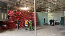 Khám xét 3 điểm sản xuất, mua bán phân bón ở Bình Thuận