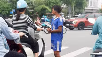 Nhức nhối nạn ăn xin đường phố