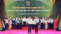 BIDV ủng hộ 100 tỷ đồng chung tay xóa nhà tạm, nhà dột nát