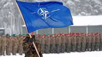 Tổng thống Putin cảnh báo NATO "đừng đùa với lửa"!