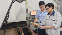 Cựu sinh viên Bách Khoa khởi nghiệp với đồ chơi gỗ "Made in Vietnam"