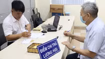 Người hưởng tự lựa chọn hình thức nhận lương hưu và trợ cấp BHXH