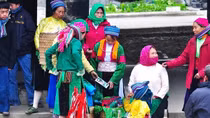 Phiên chợ vùng cao