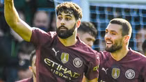 Man City: Khi hàng công gặp khó thì có hàng thủ