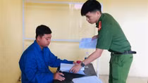 Bắt 2 đối tượng “vẽ” văn bản của cơ quan chức năng để lừa chiếm đoạt tiền tỷ