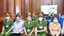 Bị cáo Trương Mỹ Lan xin giảm nhẹ mức án cho chồng và cháu gái