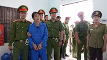 Bắt giữ 4 đối tượng liên quan vụ án “vi phạm quy định về khai thác tài nguyên”