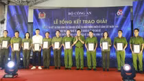 Thắp lửa cho những người viết trẻ