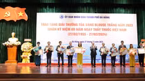 Giải thưởng “Tỏa sáng Blouse trắng năm 2023" tôn vinh nỗ lực chữa bệnh và tấm lòng nhân ái của các y, bác sĩ