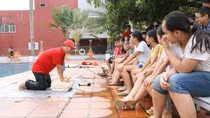Hai bác sĩ cứu bé gái 5 tuổi đuối nước ở bể bơi tại Hạ Long