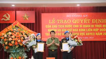 Trao Quyết định của Chủ tịch nước cho sĩ quan đi thực hiện nhiệm vụ gìn giữ hoà bình Liên hợp quốc