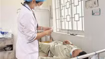 Thông tin ban đầu về vụ 6 người nhập viện nghi bị ngộ độc thực phẩm sau khi ăn bánh mì