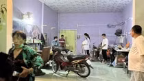 Vợ tử vong, chồng nguy kịch trong nhà khóa trái cửa