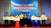 Nam A Bank chung tay vun trồng cây xanh và tri ân Nhà giáo Việt Nam