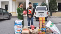 Bắt “chuyên gia” sản xuất pháo lậu, thu giữ gần 2 tạ pháo