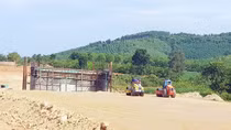 Tháo gỡ khó khăn đưa Dự án cao tốc Bắc-Nam hoàn thành đúng mốc quy định