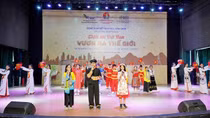 20.000 thiếu nhi tham gia sân chơi "Thiếu nhi Việt Nam - Vươn ra thế giới"