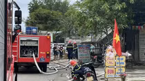 Kịp thời dập tắt đám cháy trong căn nhà 2 tầng giữa trưa