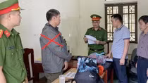 Khởi tố, bắt Phạm Hữu Chính về tội “Vu khống”