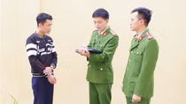 Bắt đối tượng giả danh Công an lừa đảo chiếm đoạt tài sản