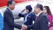 Tổng thống Indonesia đến Hà Nội, bắt đầu thăm cấp Nhà nước tới Việt Nam