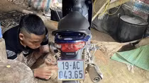 Từ video do nhân dân cung cấp, xử lý đối tượng mang hung khí “đại náo” trên đường